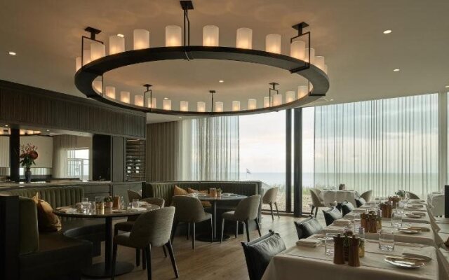 Hotel de Blanke Top