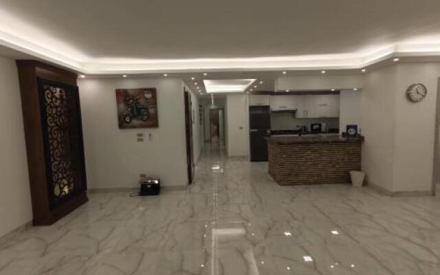 Le Royal Residence 2