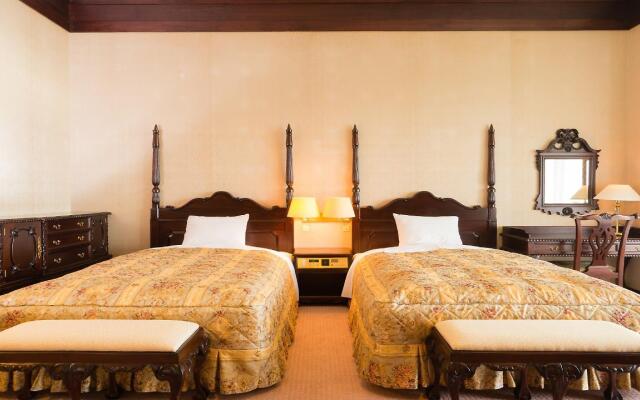 Royal Tainai Park Hotel