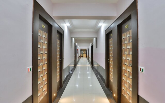 OYO 15862 Infocity Hotel LLP