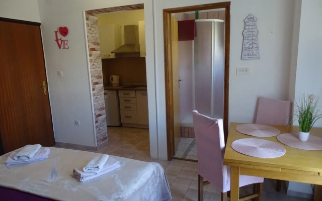 Don - 90m From the sea - SA2 2R