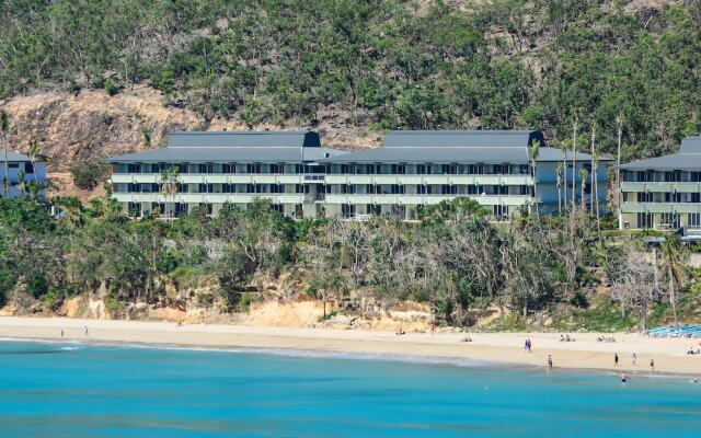 Beach Front Lagoon Lodge Apartments
