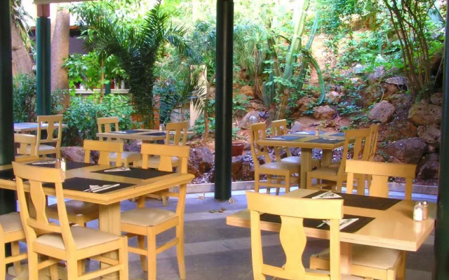 Santa Marina Unique Hotel