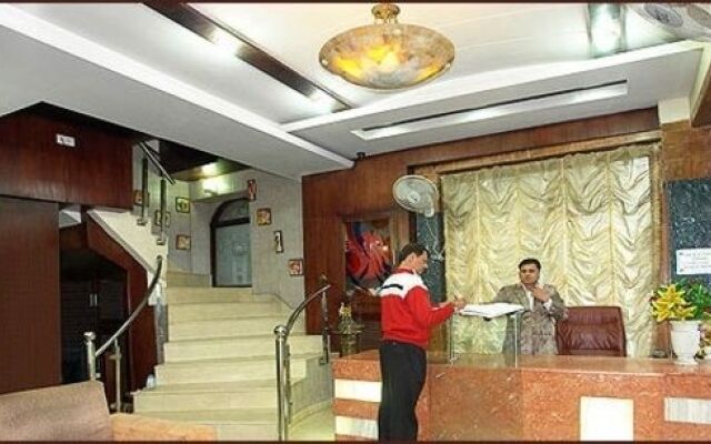 OYO 2680 Hotel Presidency