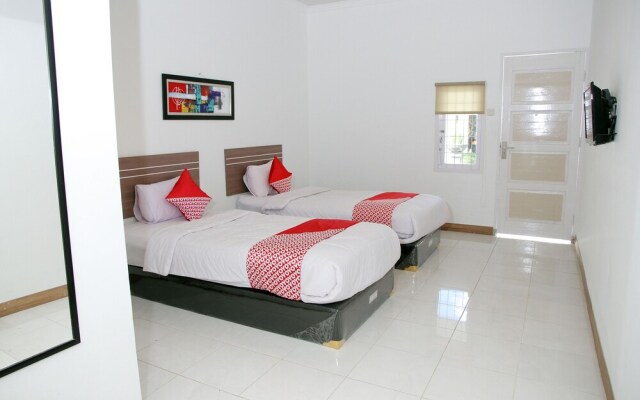 Oyo 1265 Zamrud Hotel