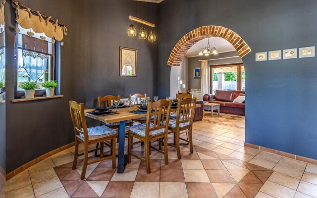 Stunning Home in Medulin With Wifi and 4 Bedrooms