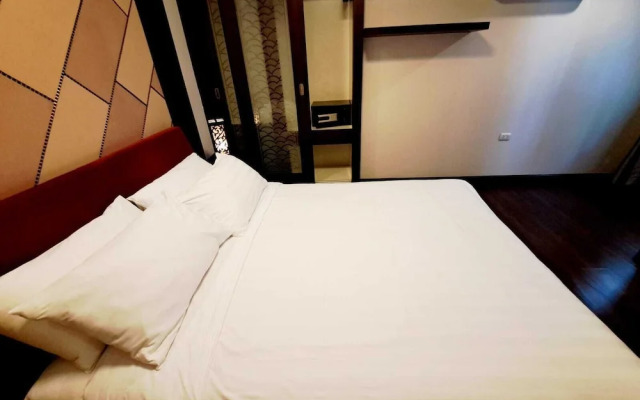 6C - No Impact From Earthquake 2bedrooms 2 Bath Downtown Bangkok