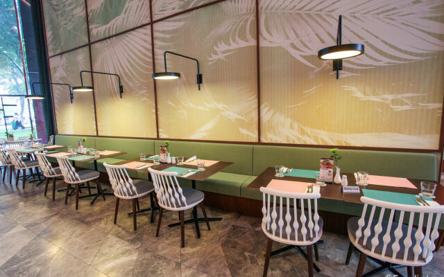 Oasia Hotel Downtown Singapore by Far East Hospitality