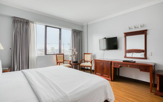 Kingdom Hotel