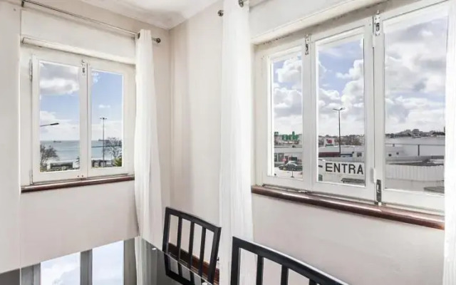 Jumbo Apartment