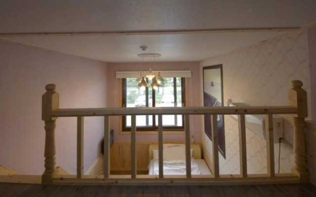 Suncheon Bay Reed Field Pension