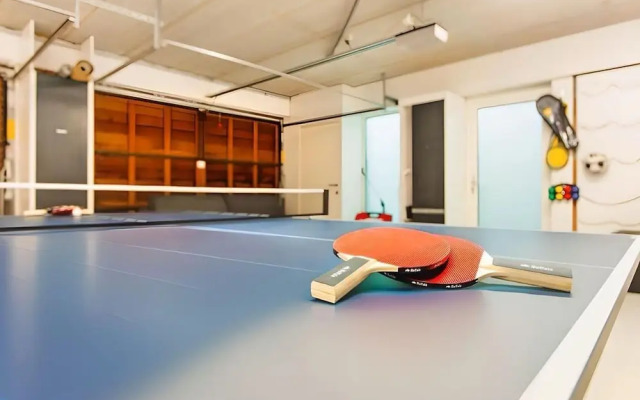 Lanaken Retreat Pool Jacuzzi and Sauna