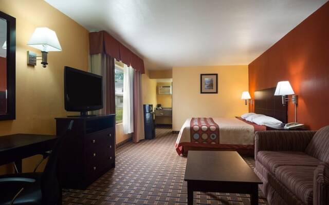Americas Best Value Inn - Stuttgart