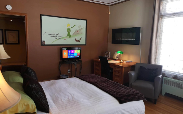 hotelImage