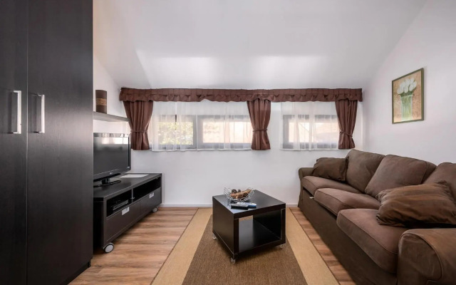 Apartments Katoro Plava Laguna