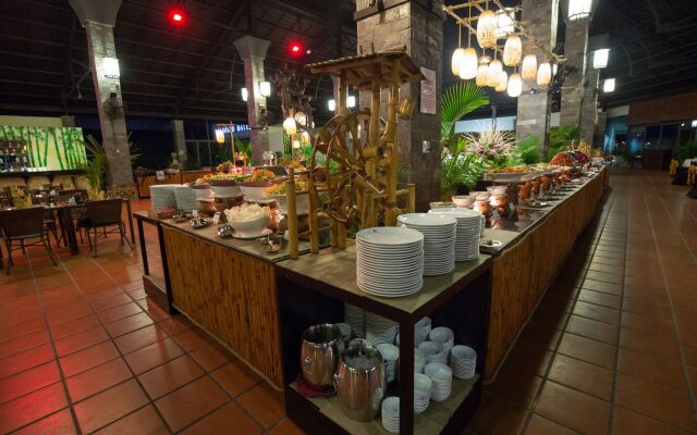 Diamond Bay Resort and Spa