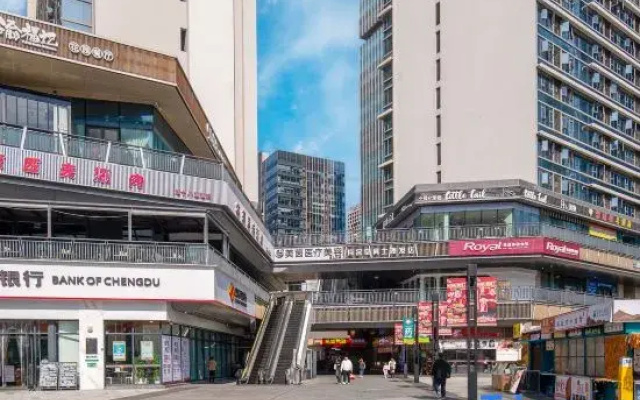 Yunshuiju Hotel Apartment (East Railway Station Universal Hui Branch)