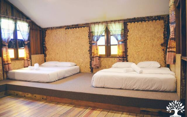 The Acacia Retreat