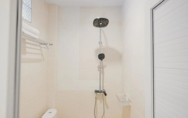 RedDoorz Premium @ Dna Fun Zone Pekanbaru