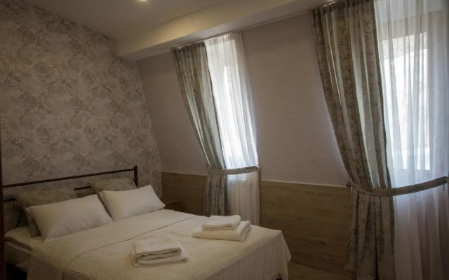 Old - Gold Plex Apart hotel