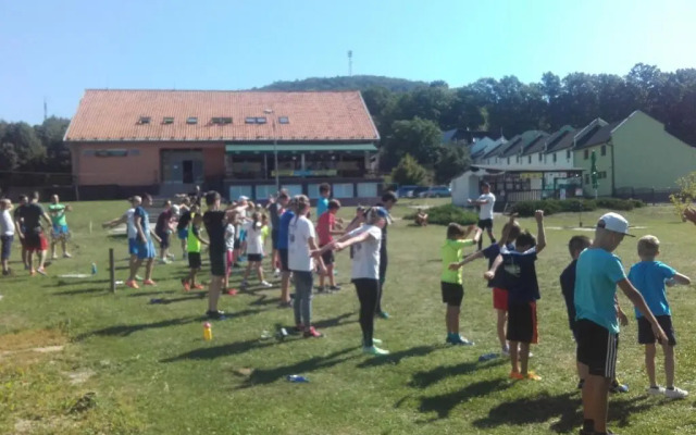 Turistická ubytovňa Hotel Divin