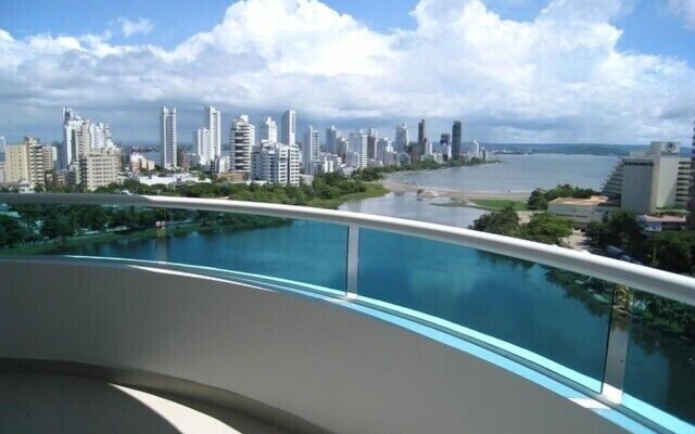 Semi Penthouse Torres Del Lago