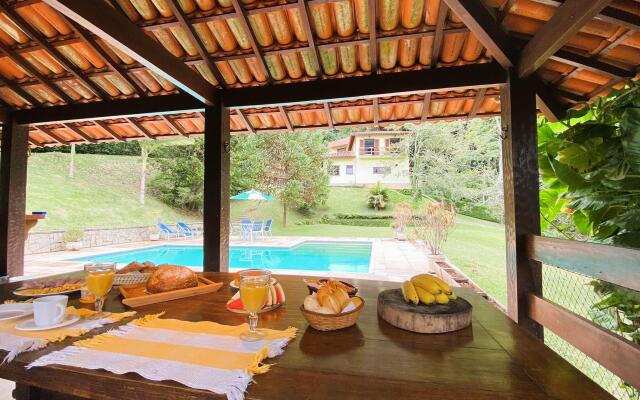 Casa Vargem Alegre, 4 quartos, piscina, gourmet e condomínio completo