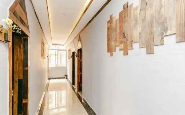 Xiyi Hailuogou townlet Xiaozhu Homestay