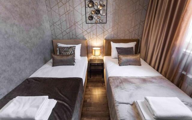 More Apartments na Estonskoy 37 k 8