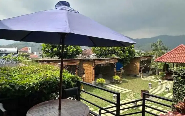 Bata Merah by Airy Rooms