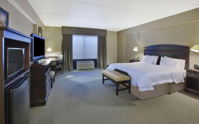 Hampton Inn Suites Plattsburgh