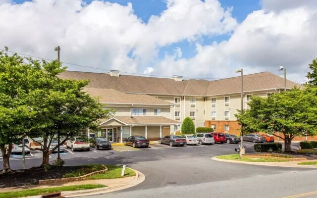 Suburban Studios near University of North Carolina-Charlotte