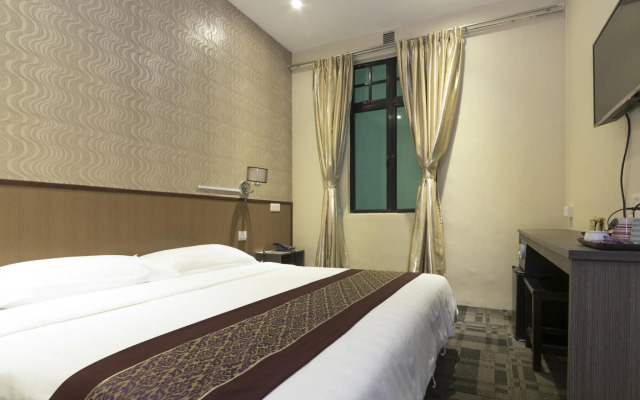 The Noble Hotel