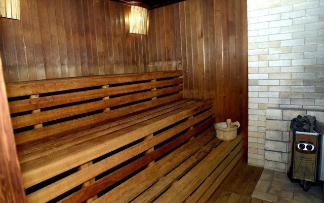 Valensia Hotel And Resort