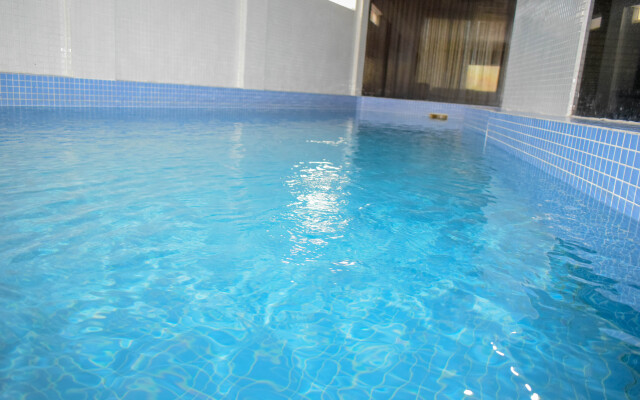 Camboriú Praia Hotel