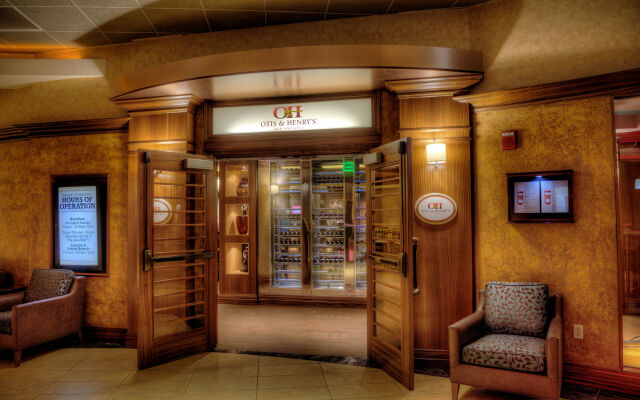 Isle Casino Hotel - Waterloo - A Caesars Rewards Destination