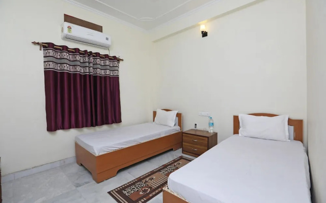 OYO 44618 Paradise Guest House