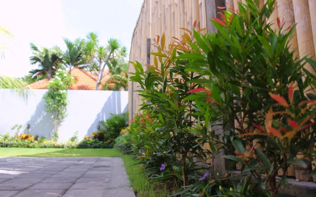 Rusty Seminyak