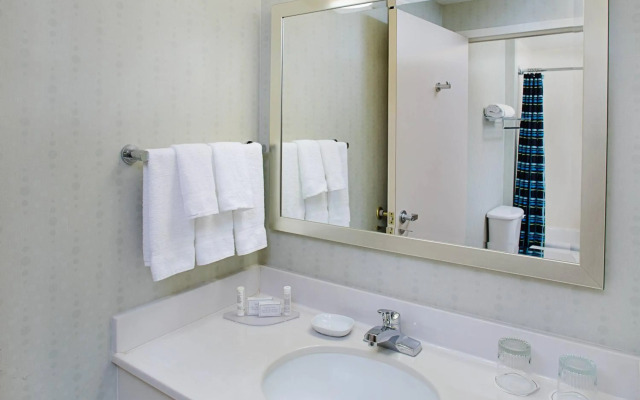 SpringHill Suites Manchester-Boston Regional Airport