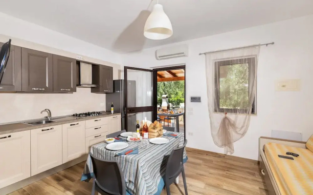 Apartment in Vieste With Garden