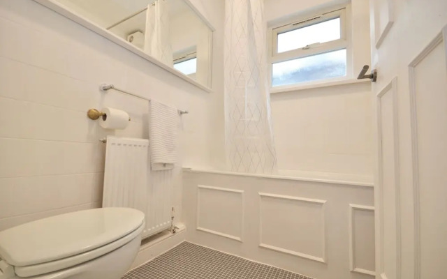 Beautiful Garden Flat near Chelsea