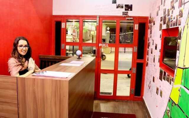 Redlollipop Hostel