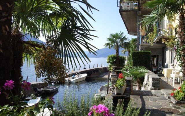Hotel Ristorante Posta Al Lago