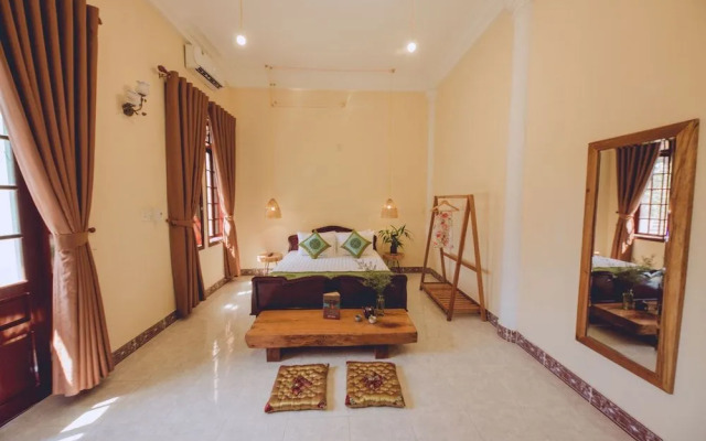 Purple Hue Bnb