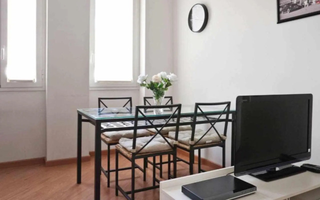 SV18C Charming modern flat S Ambrogio