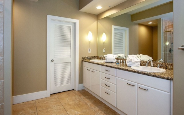 Crc1112 3 Bedroom Condo