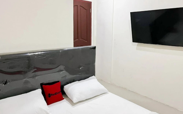 RedDoorz near Sungai Panas Batam – Guest Rooms – Batam