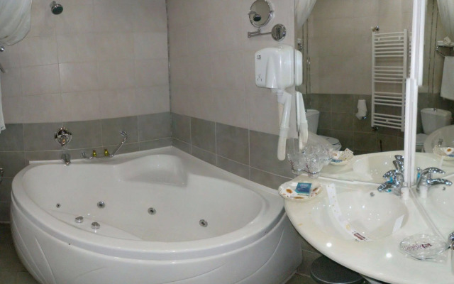 Relax Comfort Suites