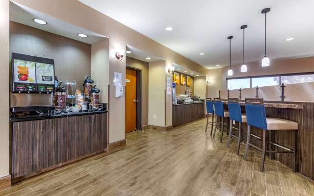 Comfort Suites Hobbs