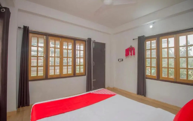 Four Fox Suits by OYO Rooms